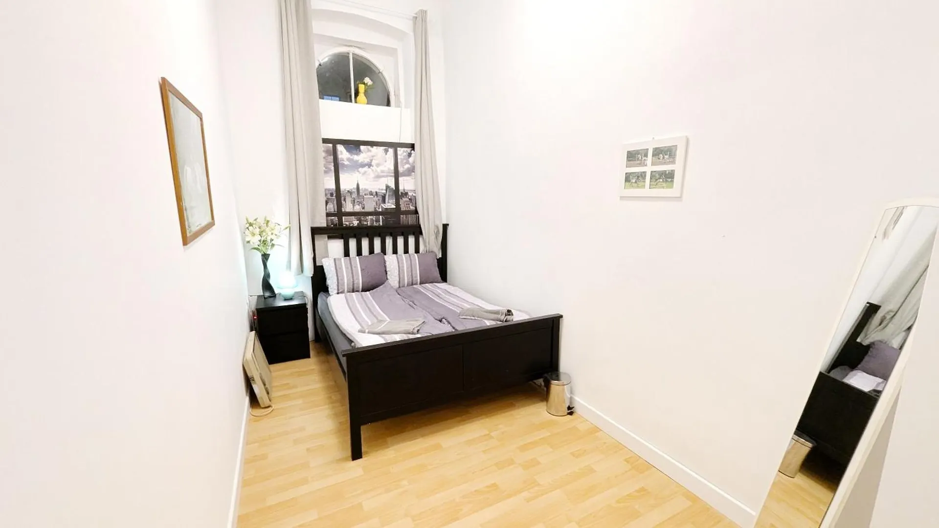 Comfortable Rooms In Lugner City Area Wien